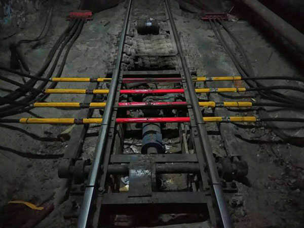 底升式跑车防护主要产品特点